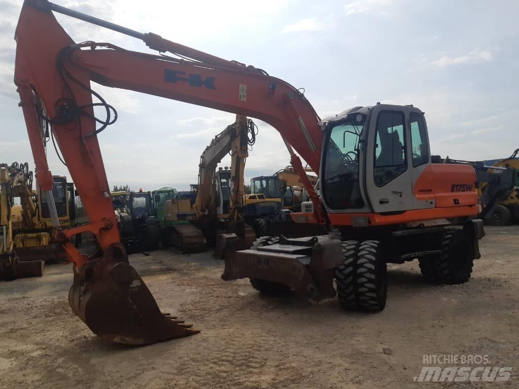 Fiat-Kobelco E175W Kolová rýpadla
