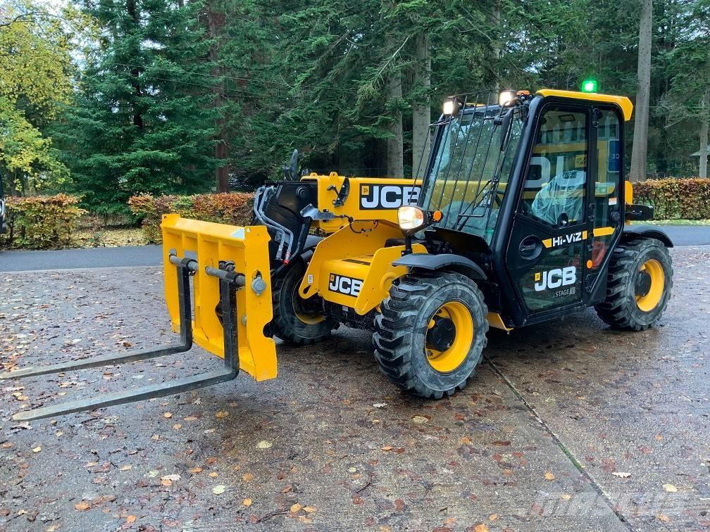 JCB 525-60 Teleskopické manipulátory
