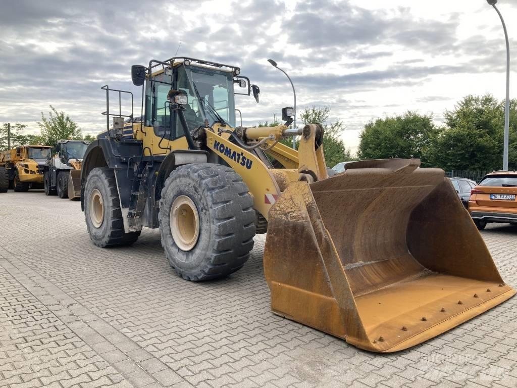 Komatsu WA 470-8 Kolové nakladače