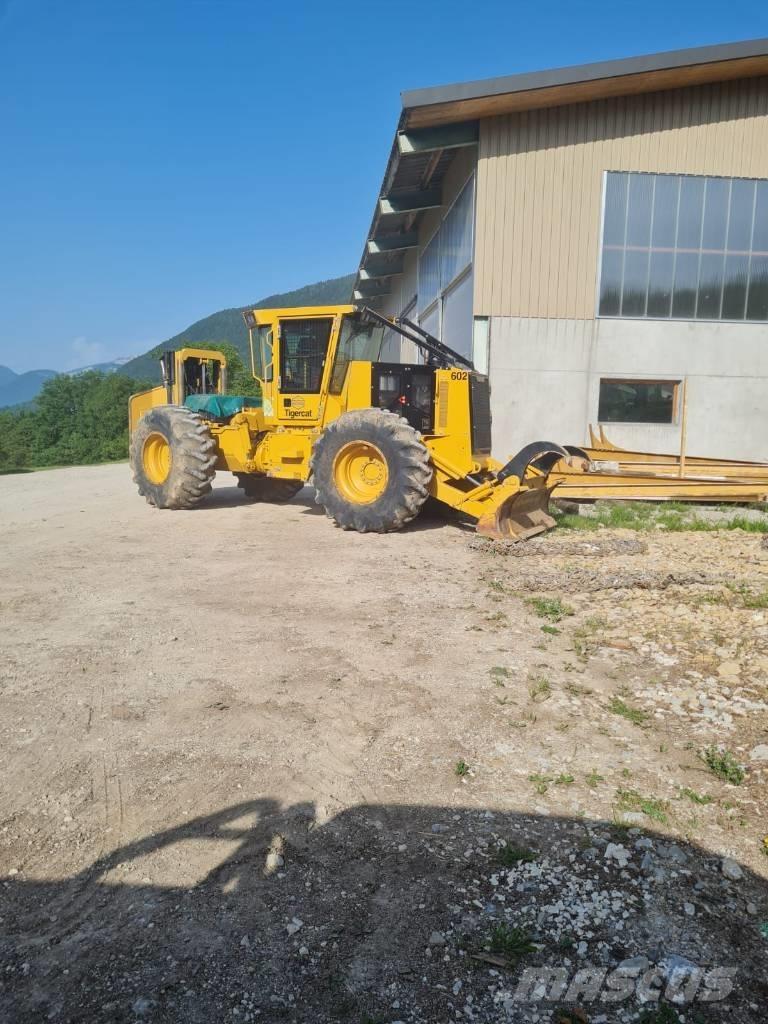 TCI 602 Skiddery