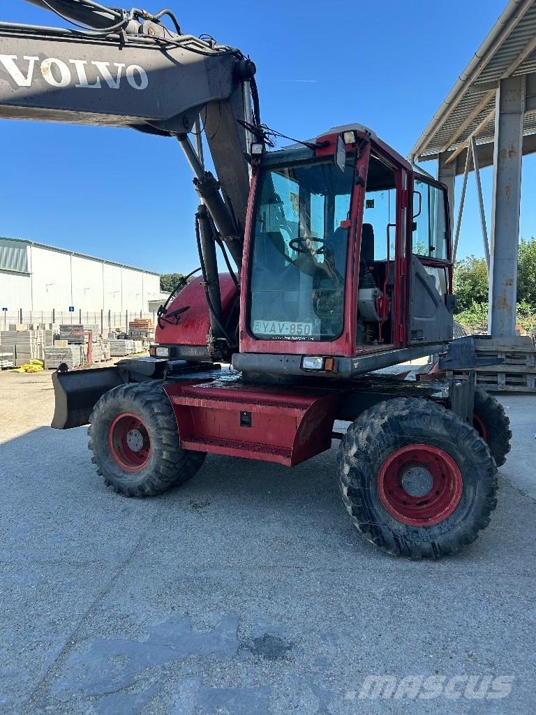 Volvo EW 140 Kolová rýpadla