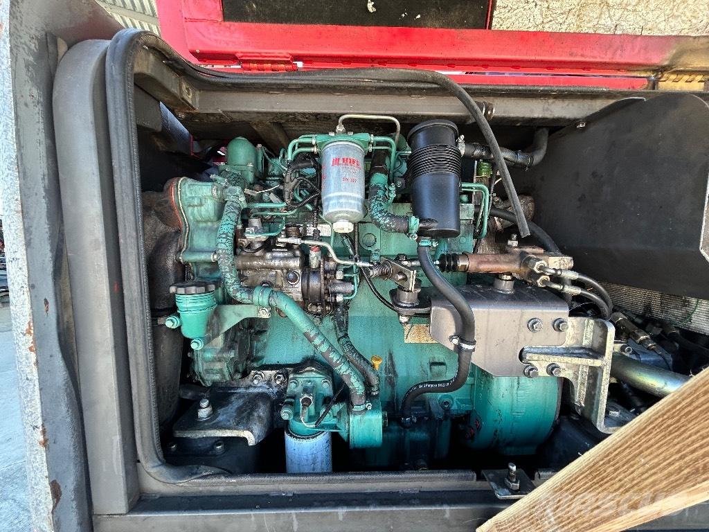 Volvo EW 140 Kolová rýpadla