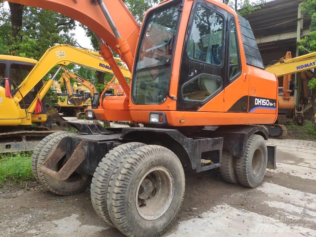 Doosan DH 150 W-7 Kolová rýpadla