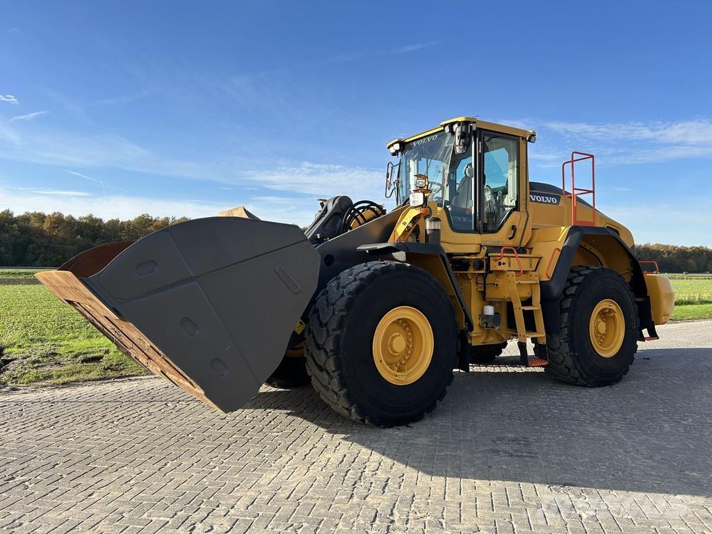 Volvo L180H Kolové nakladače