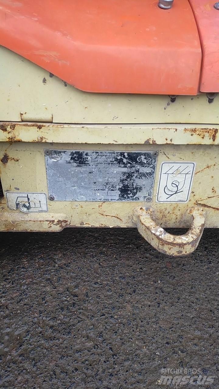 JLG T10E Další zvedače a plošiny