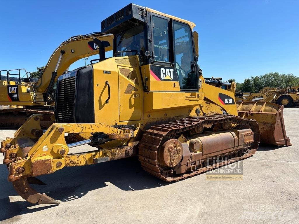CAT 973D Pásové nakladače