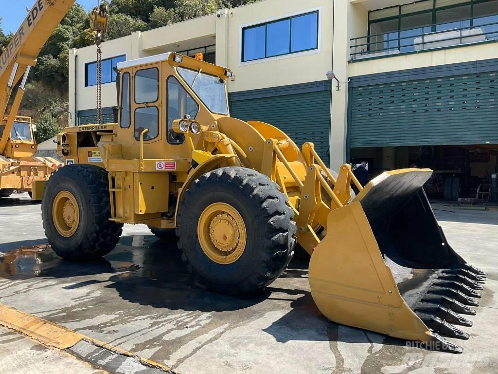 CAT 966C Kolové nakladače