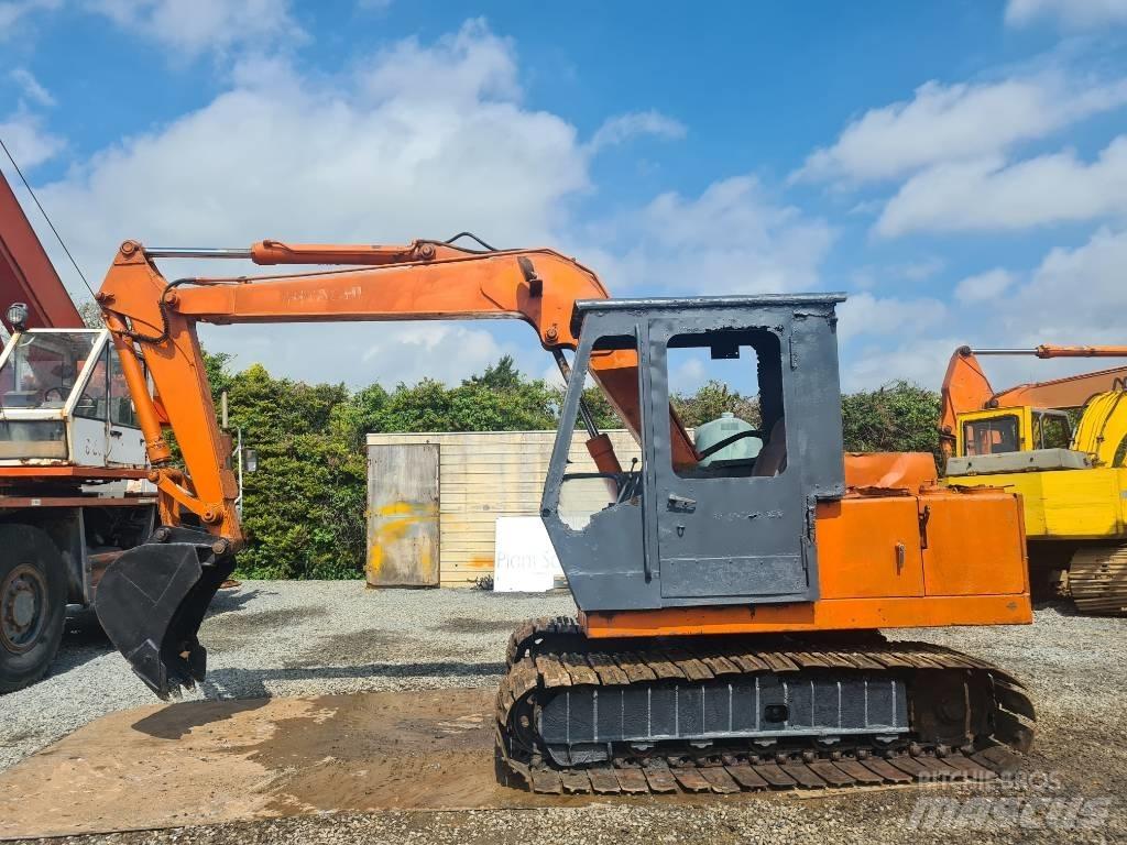 Hitachi UH 02 Mini rýpadla < 7t