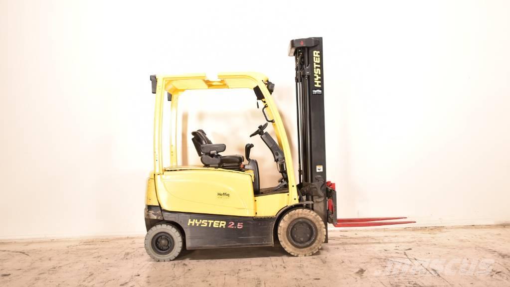Hyster J2.5XN Akumulátorové vozíky