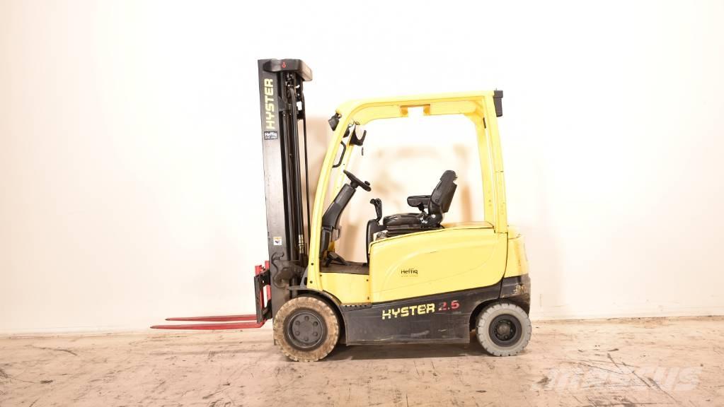 Hyster J2.5XN Akumulátorové vozíky