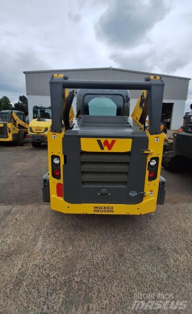 Wacker Neuson ST 31 Smykem řízené nakladače