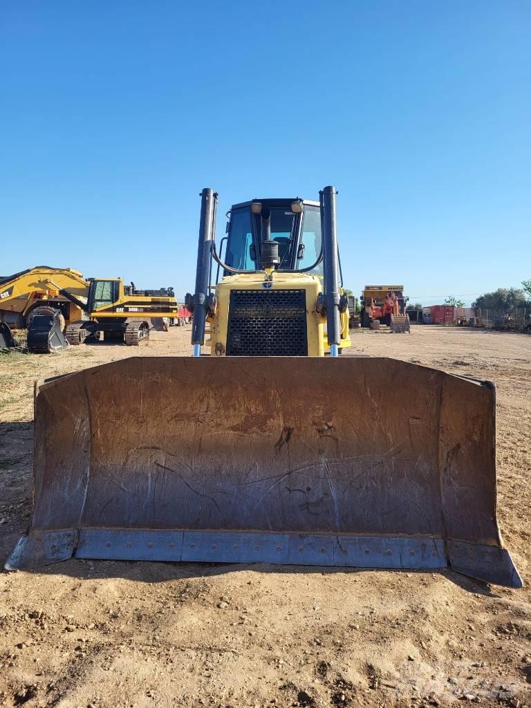 New Holland D 180 Pásové dozery