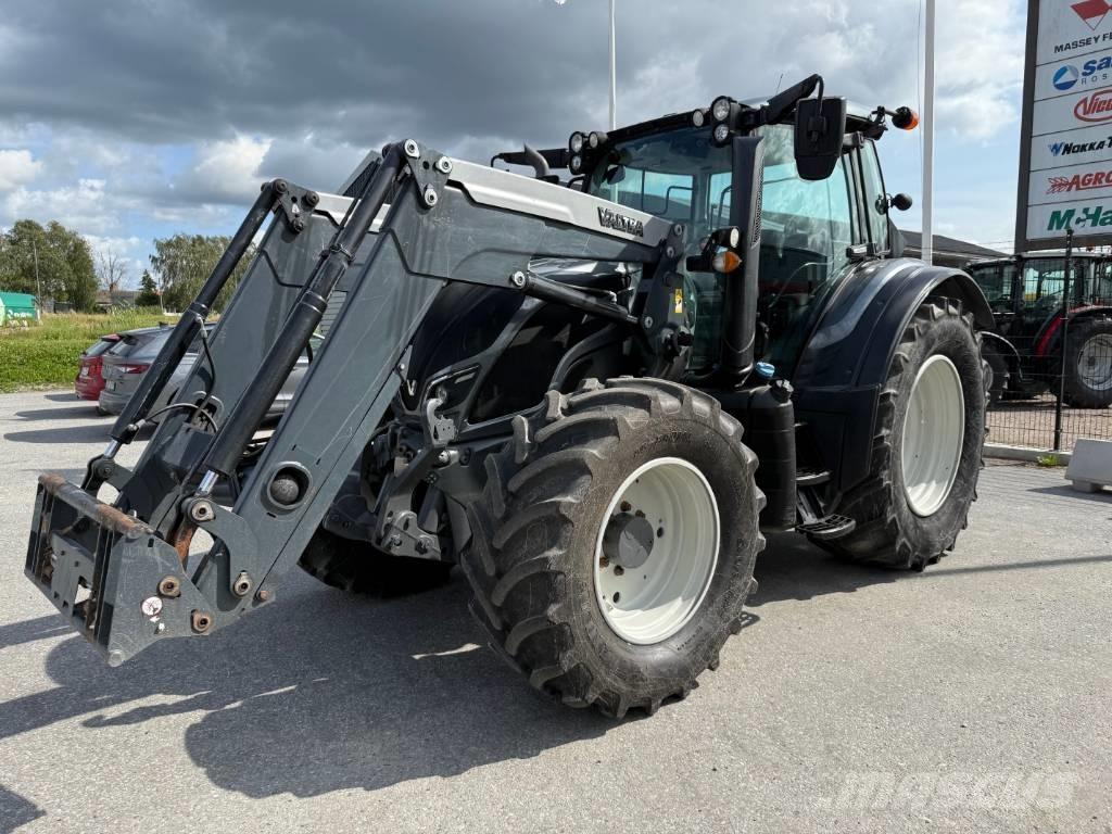 Valtra N 174 Traktory