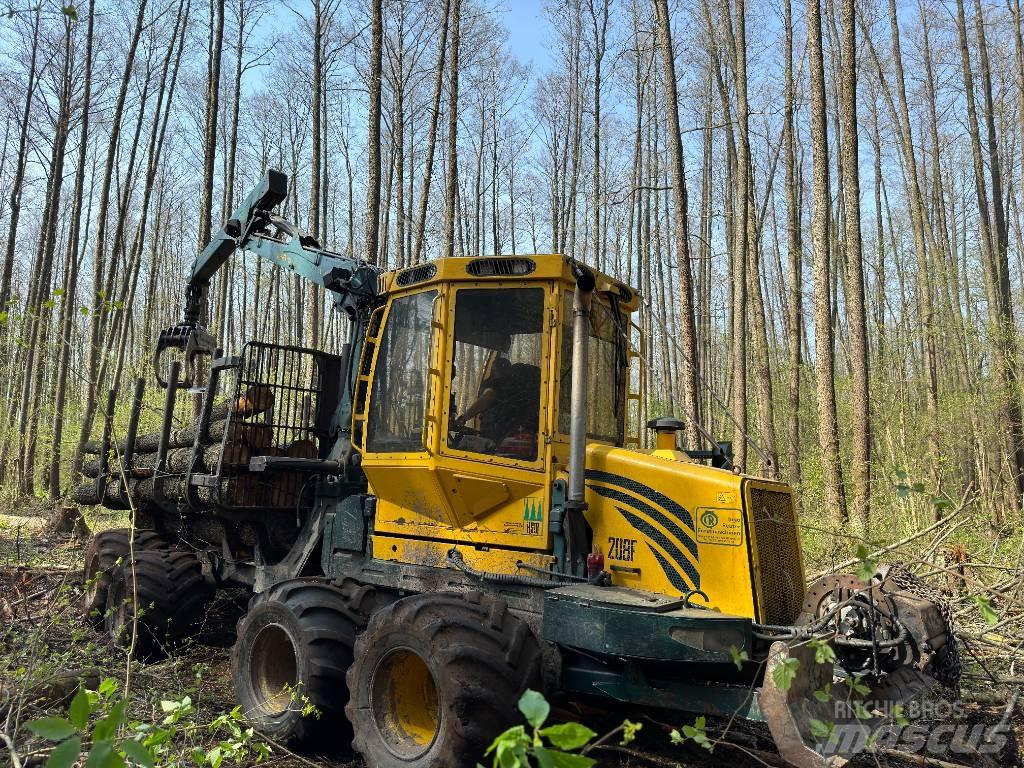 HSM 208 F Vyvážecí traktory