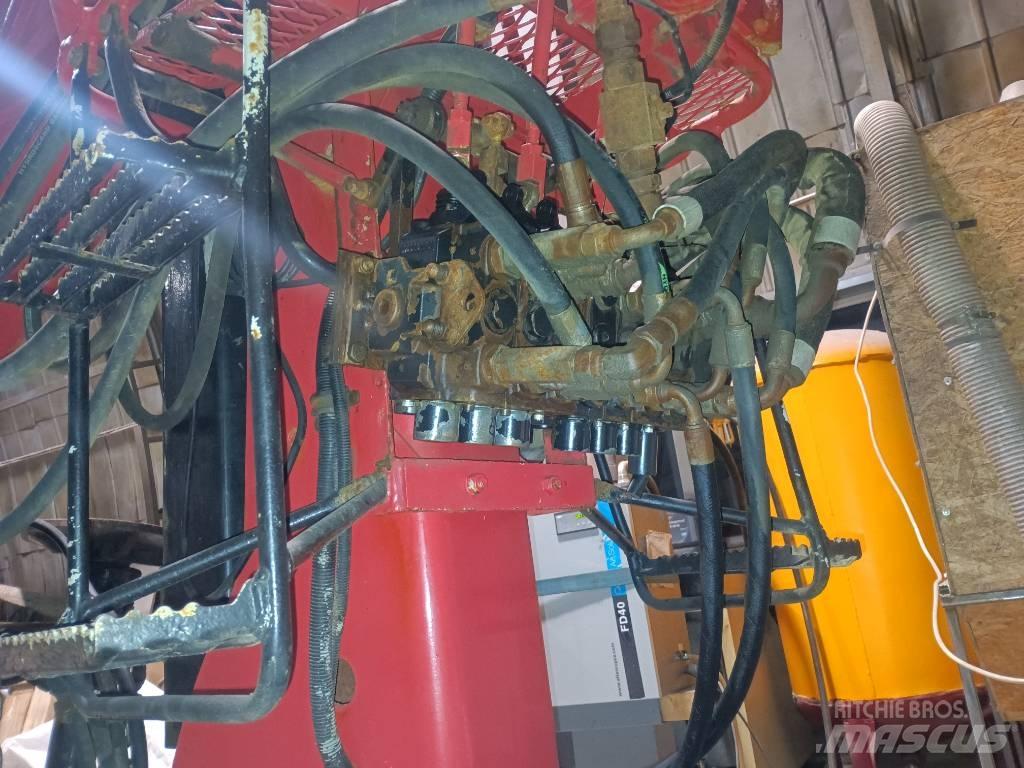 Loglift 82s Lesnické jeřáby