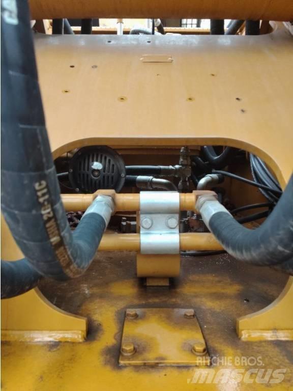 CAT 336 D Pásová rýpadla