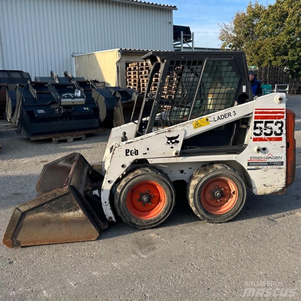 Bobcat 553 Smykem řízené nakladače