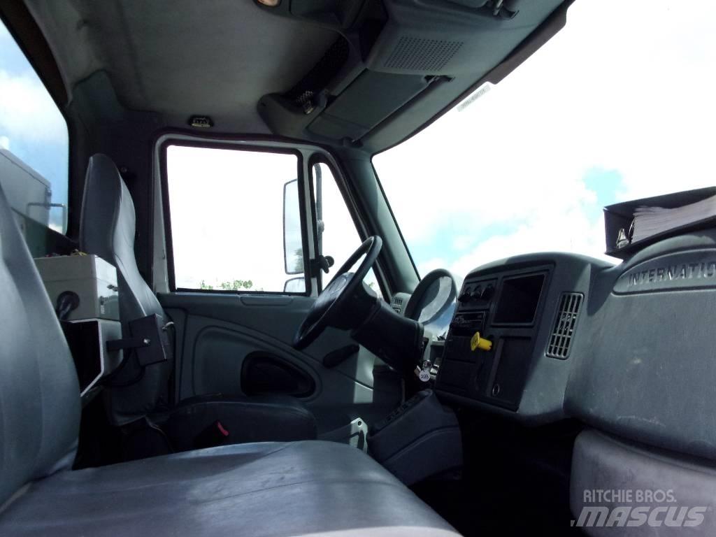 International 7400 Kombinované/Čerpací cisterny