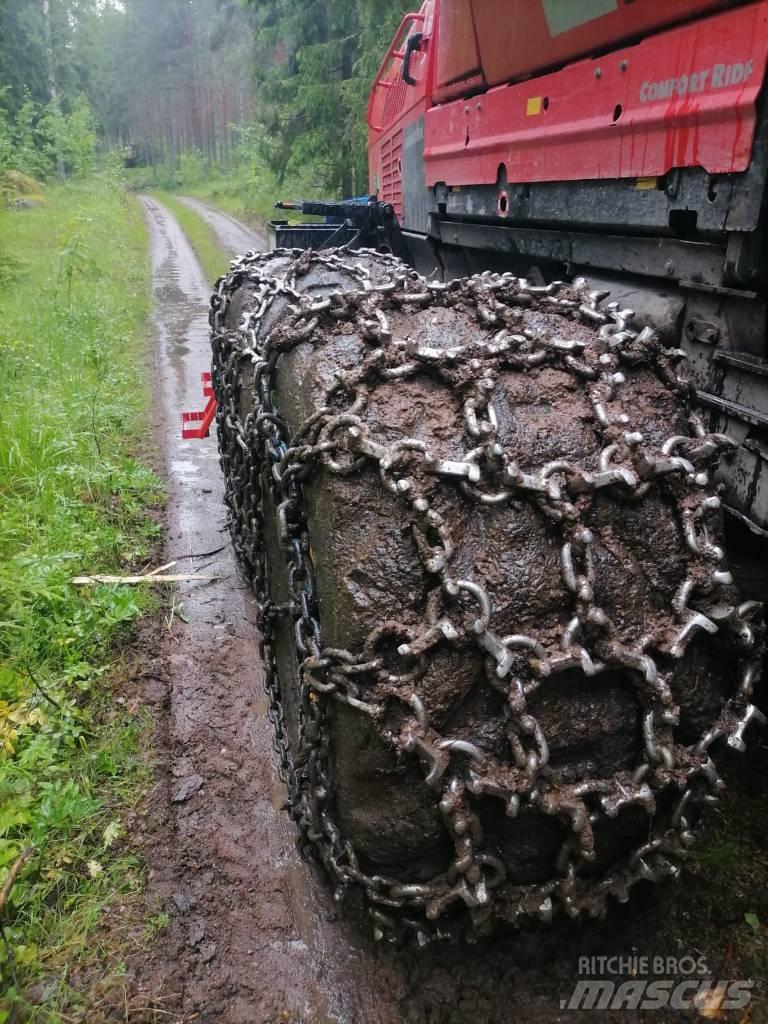 Komatsu 845 Vyvážecí traktory