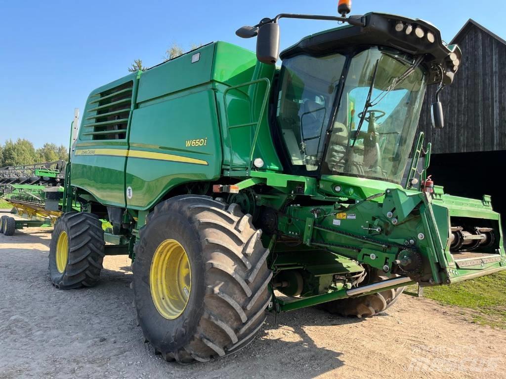 John Deere W 650 i Sklízecí mlátičky