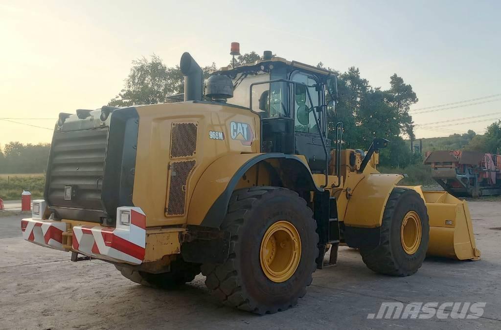 CAT 966 M Kolové nakladače