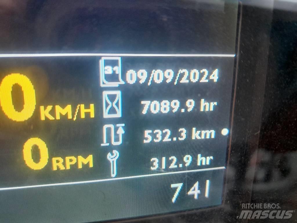 JCB TM 320 Teleskopické nakladače pro zemědělství