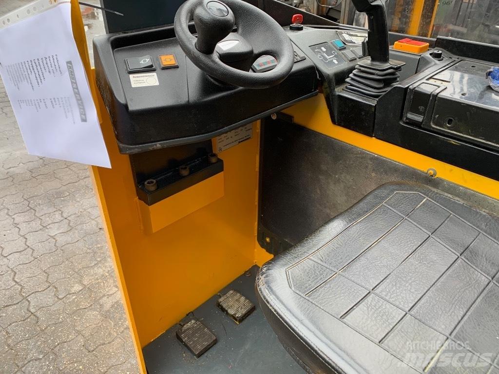 Jungheinrich ESC316 Retraky
