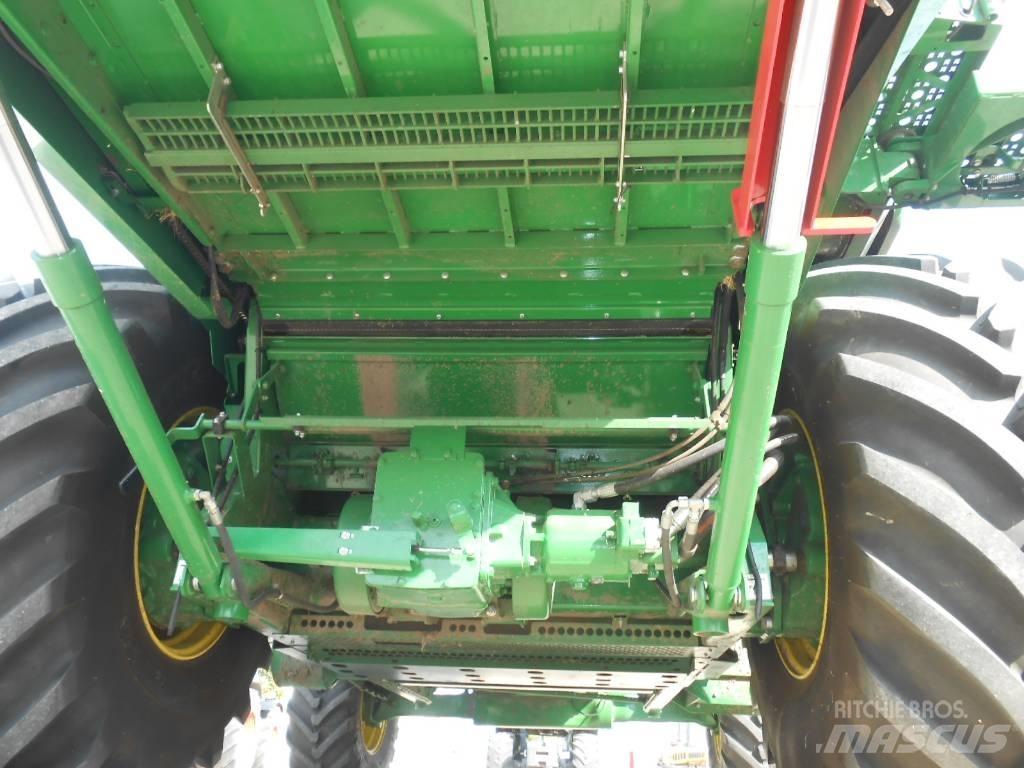 John Deere T550i Sklízecí mlátičky