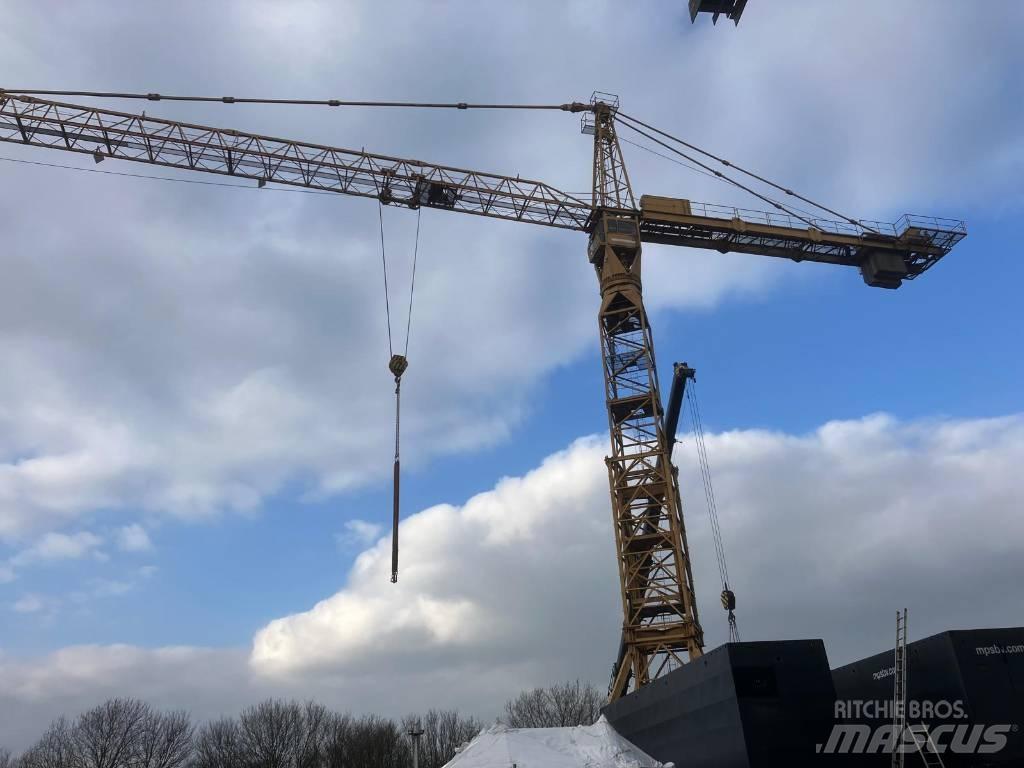 Liebherr 301C Stavební jeřáby