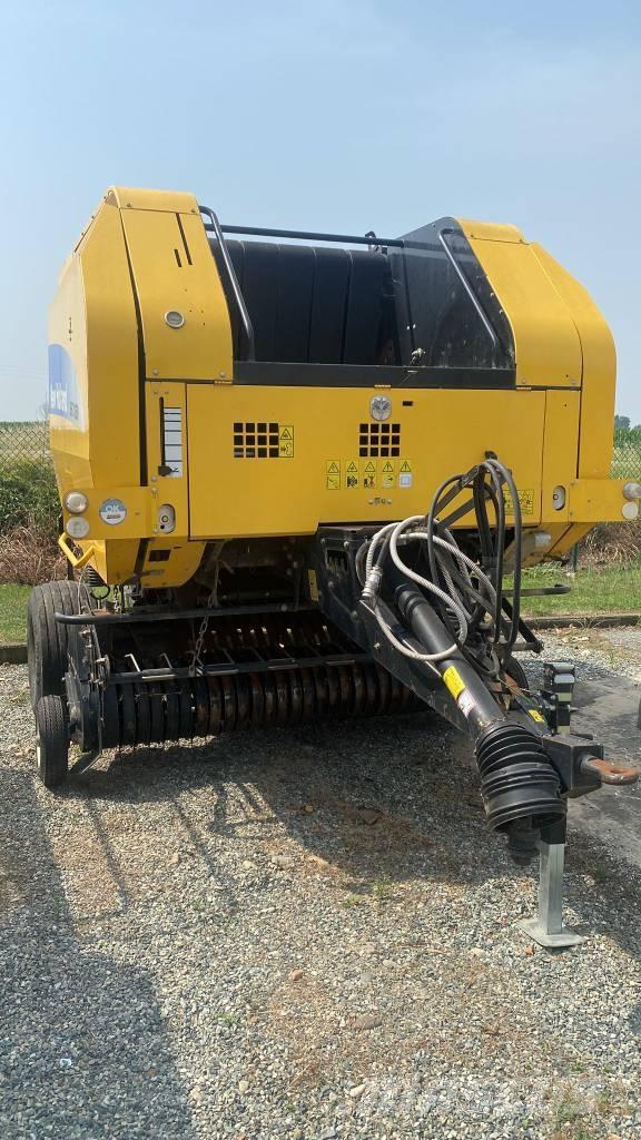 New Holland BR 7060 Lis na válcové balíky