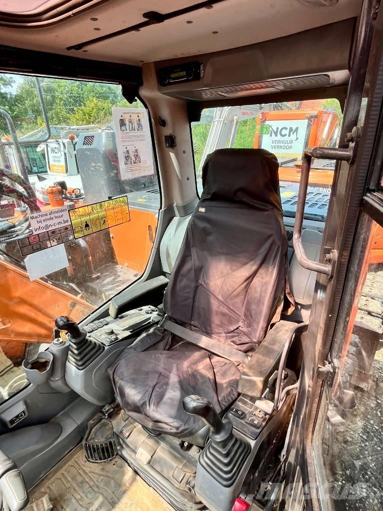 Develon DX 140 LCR-7 Pásová rýpadla