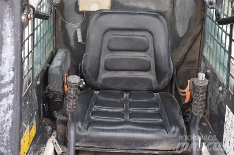 Bobcat S70 Smykem řízené nakladače