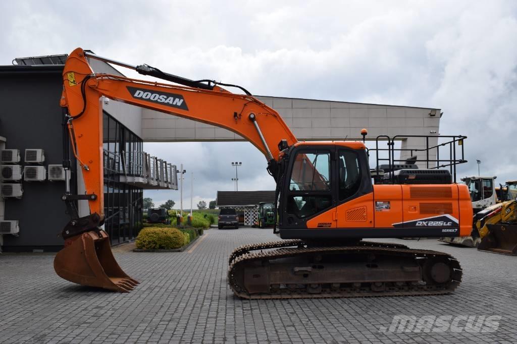 Doosan DX 225 LC Pásová rýpadla