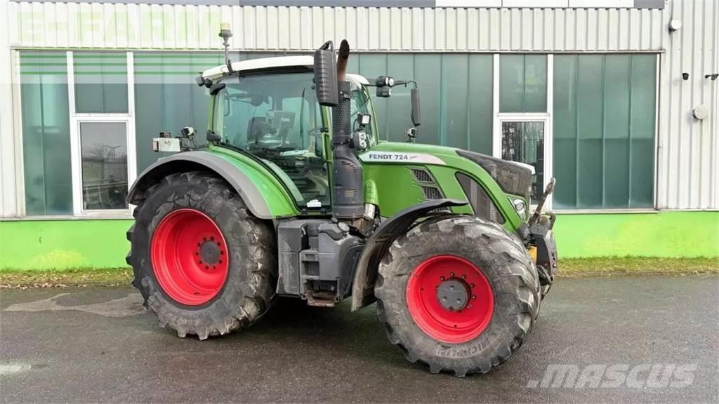 Fendt 724 vario s4 Traktory