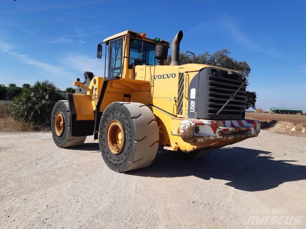 Volvo L 150 F Kolové nakladače