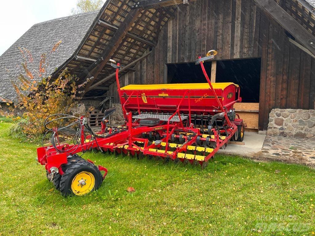 Väderstad Rapid400C Kombinované secí stroje