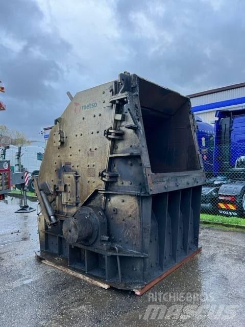 Metso NP 1415 Drtící zařízení