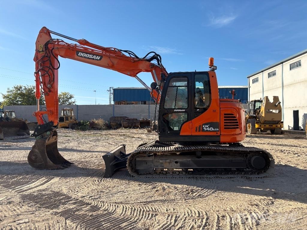 Doosan DX 140 LCR-3 Pásová rýpadla