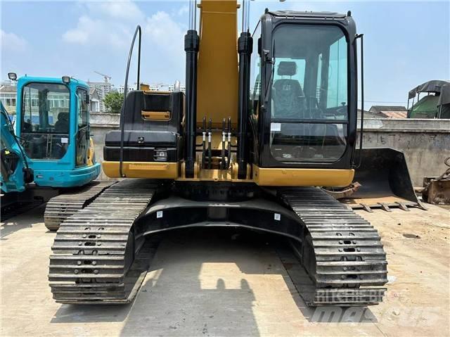 CAT 320 D Pásová rýpadla