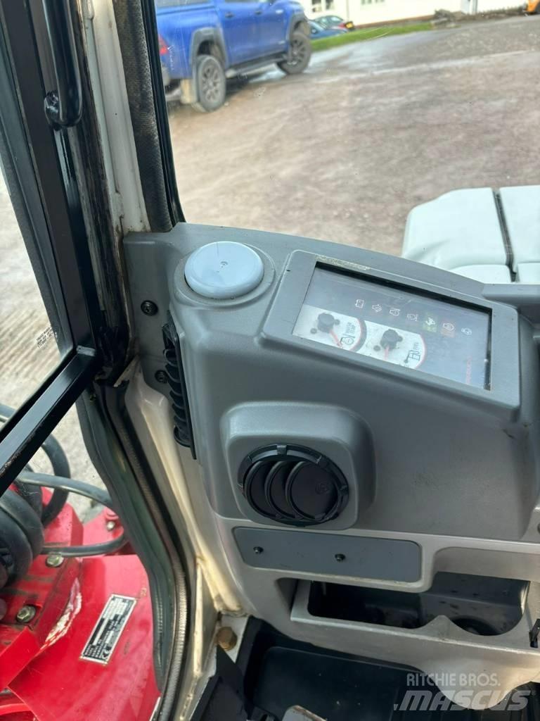 Takeuchi TB 250 Mini rýpadla < 7t