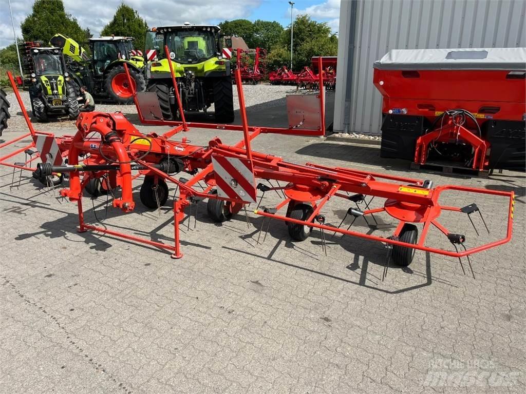 Kuhn GF6502 Obraceče a shrabovače sena