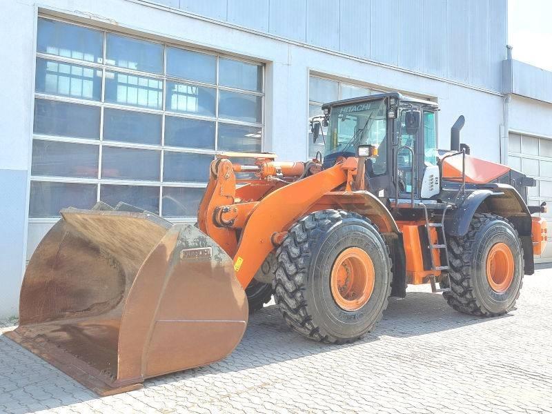 Hitachi ZW 310-6 Kolové nakladače