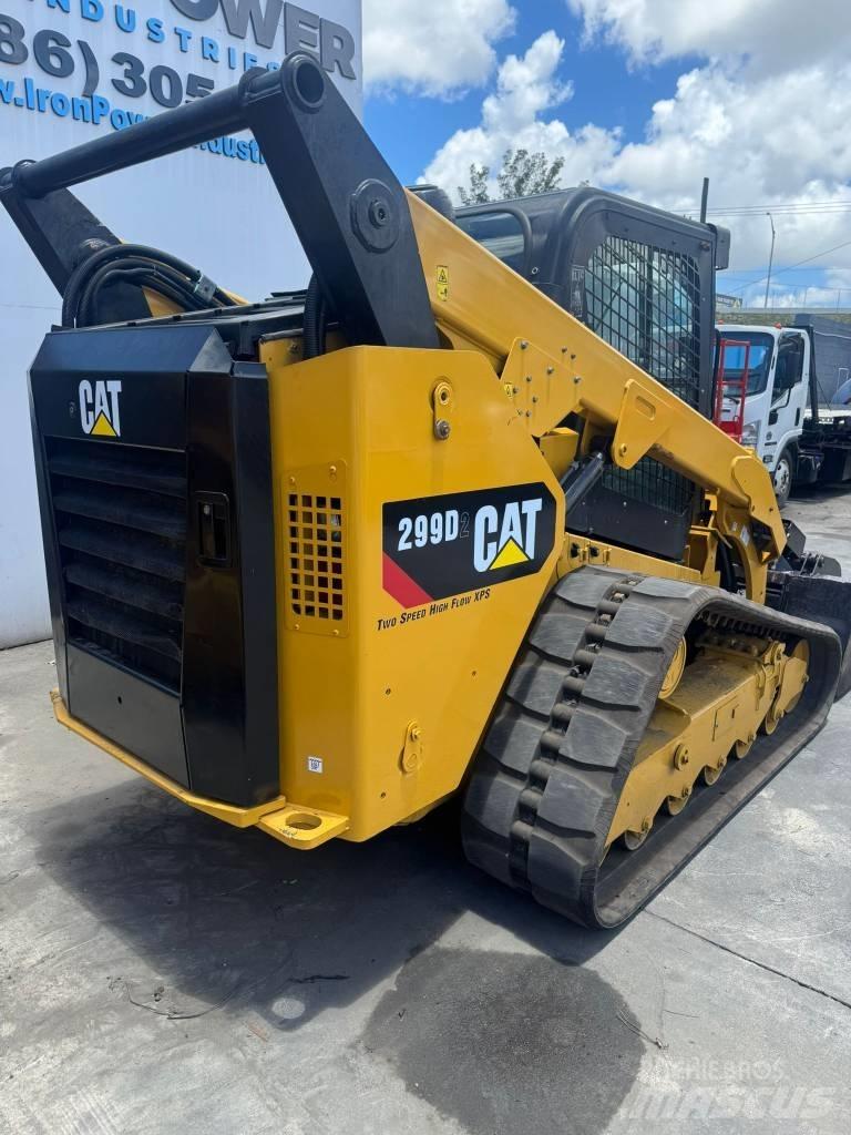 CAT 299 D 2 Smykem řízené nakladače