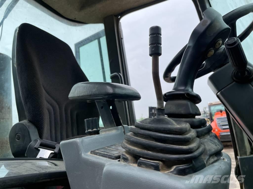 Volvo L 30 ZX Kolové nakladače