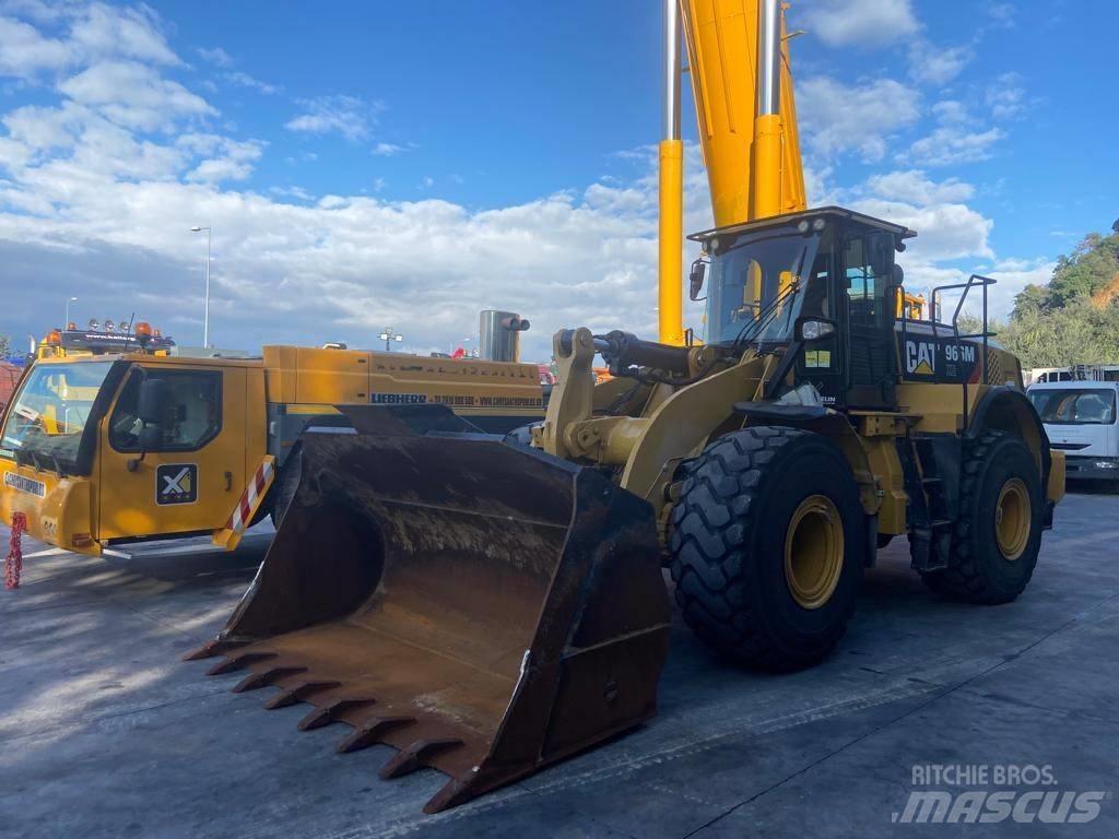 CAT 966M XE Kolové nakladače
