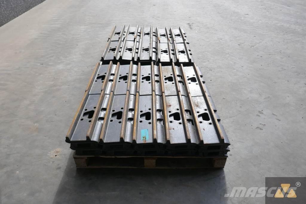 CAT 330 Trackshoes Pneumatiky, kola a ráfky