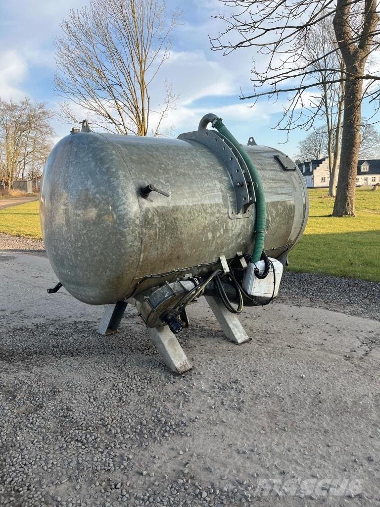 Gøma Fronttank Kalové cisterny