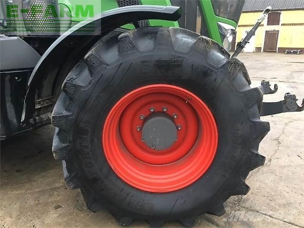 Fendt 828 vario Traktory