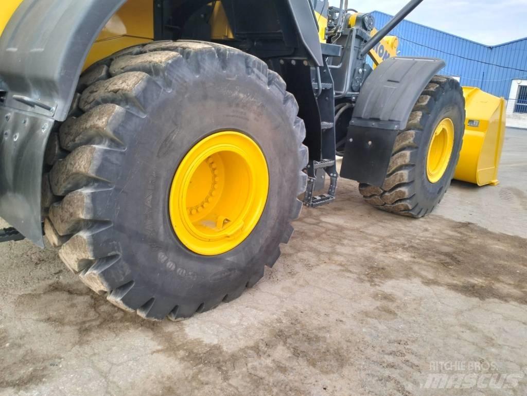 Komatsu WA 470-8EO Kolové nakladače
