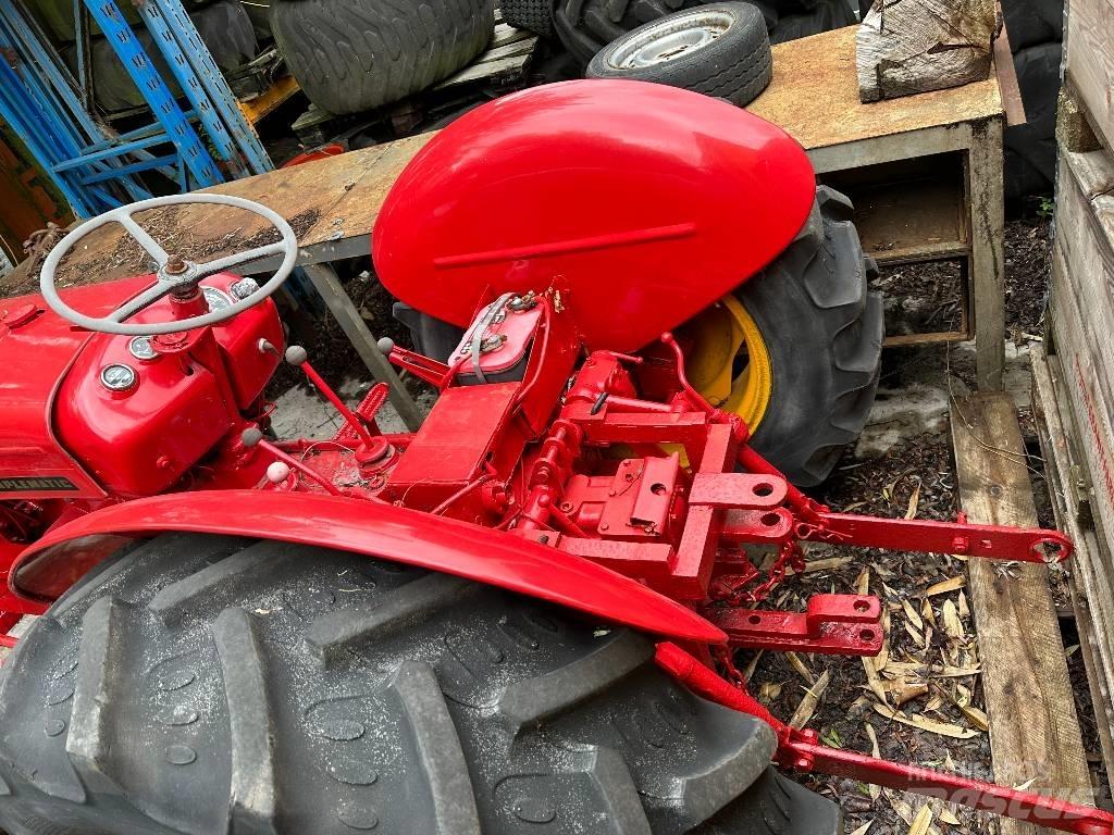 David Brown 850 Traktory